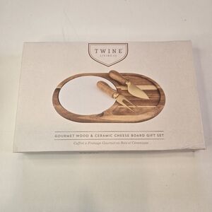Twine Living Co. Gourmet Ceramic Cheeseboard and‎ Utencils Gift Set New